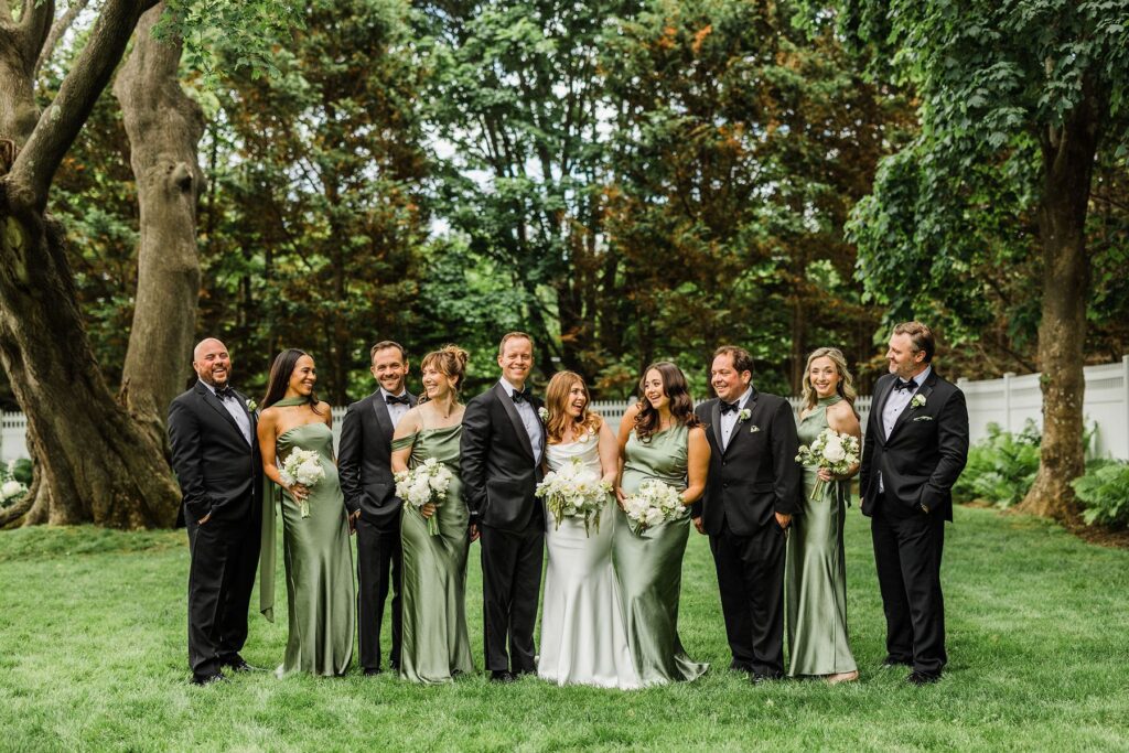 Bedell Cellars wedding party